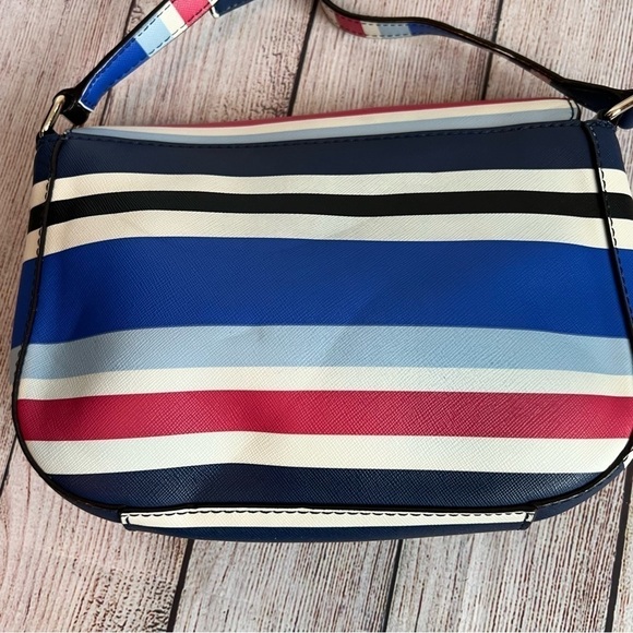 Kate Spade Crossbody Purse - Picture 7 of 9